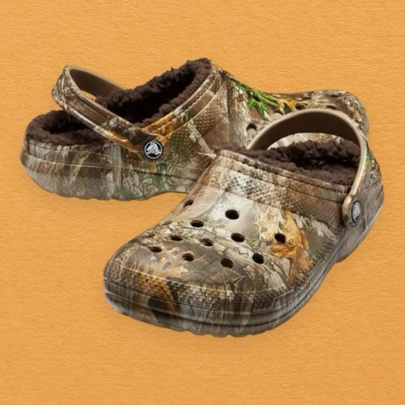 CROCS Shoes - CROCS REALTREE EDGE LINED CLOGS ( W7 OR M5 ) IN CHOCOLATE / CAMOUFLAGE
